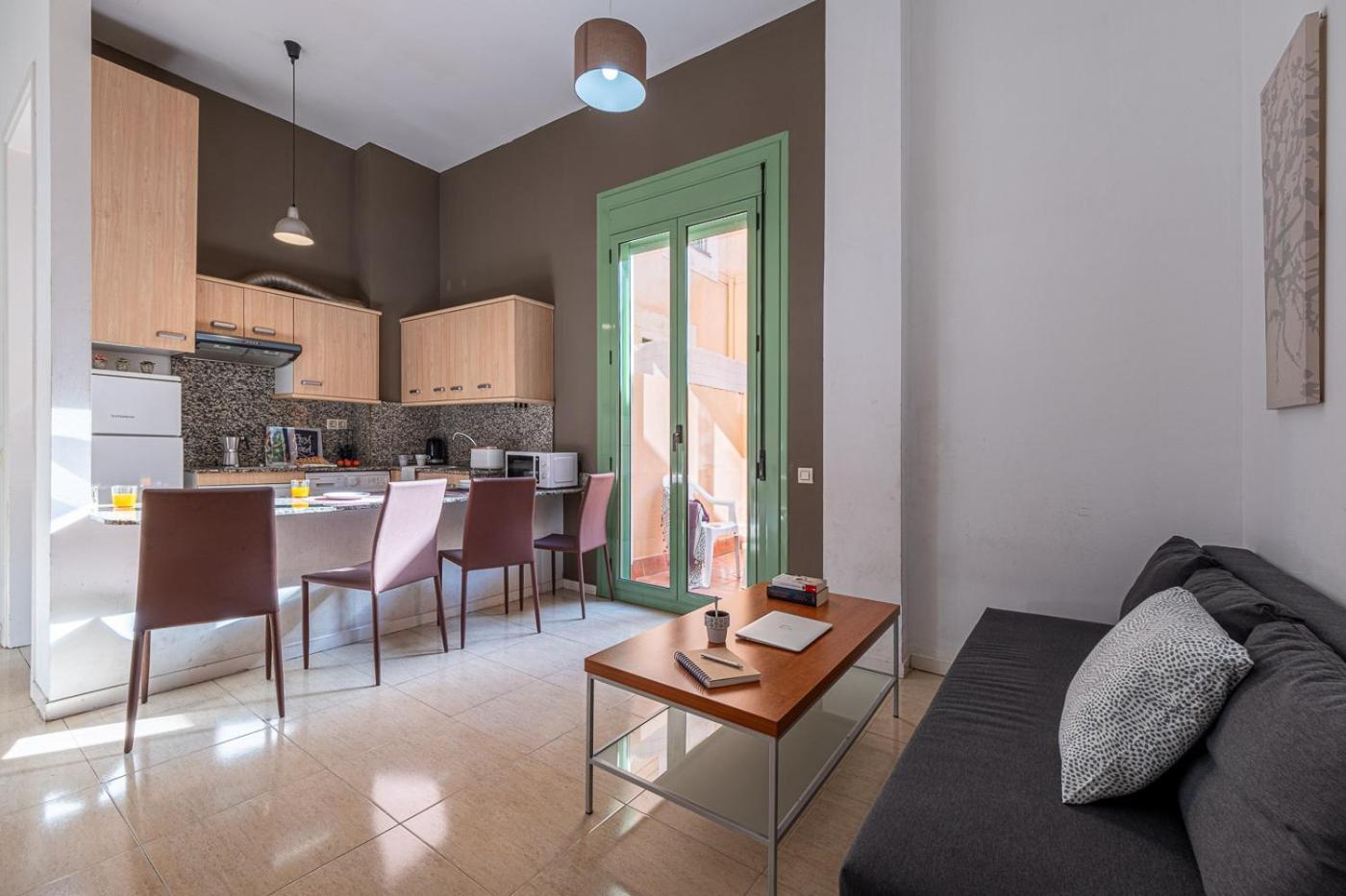 Urban Center Apartments タラゴナ エクステリア 写真