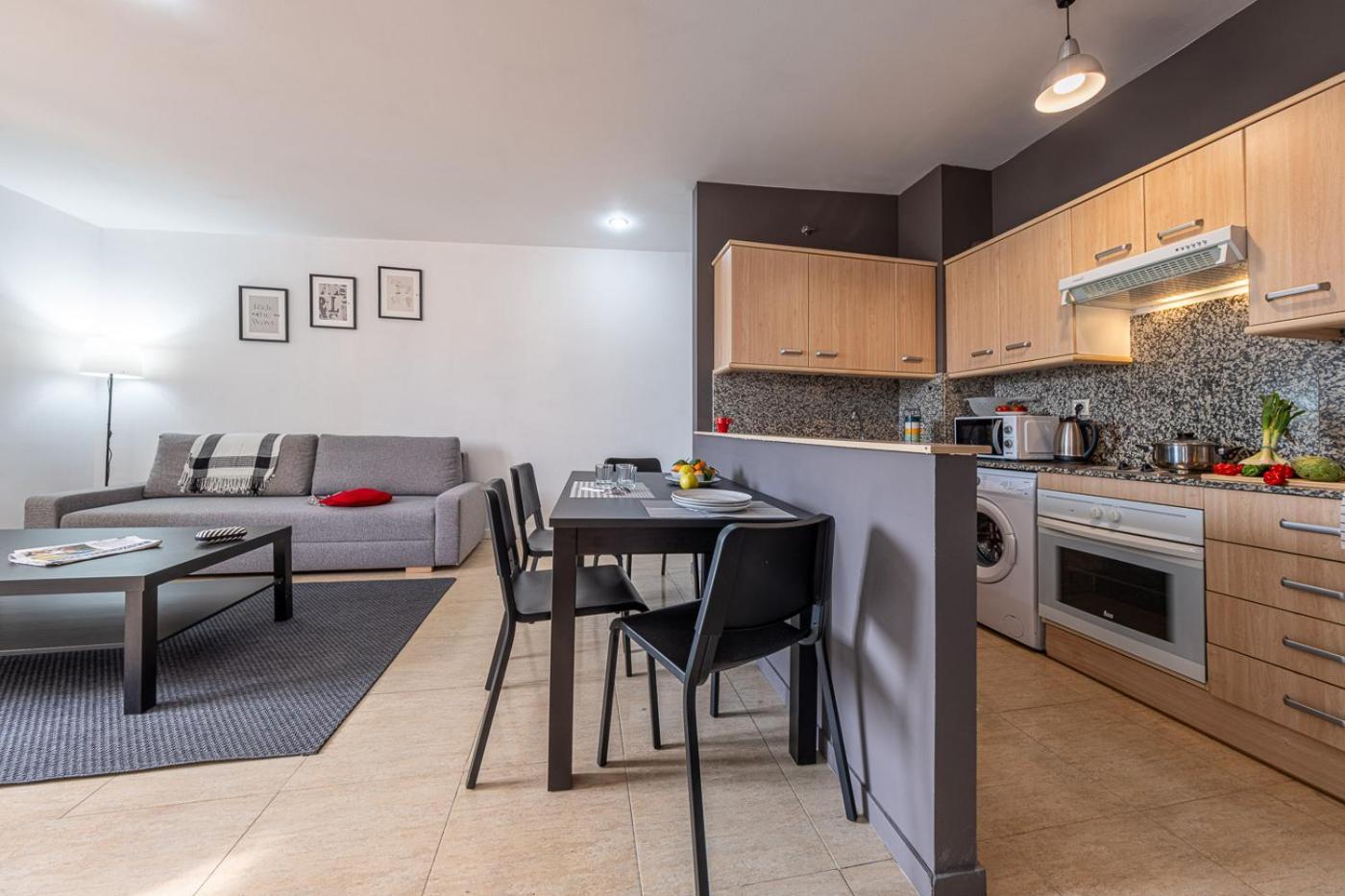 Urban Center Apartments タラゴナ エクステリア 写真